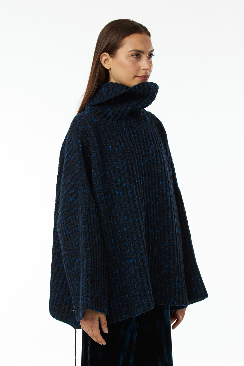 Poncho dolcevita in filato melange blend Cashmere e Lambswool