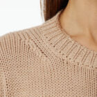 Pull girocollo asimmetrico in 100% Merino Extrafine