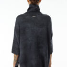 Turtle neck sweater in 100% Extrafine Merino with dropped sleeves below the elbow