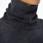 Turtle neck sweater in 100% Extrafine Merino with dropped sleeves below the elbow