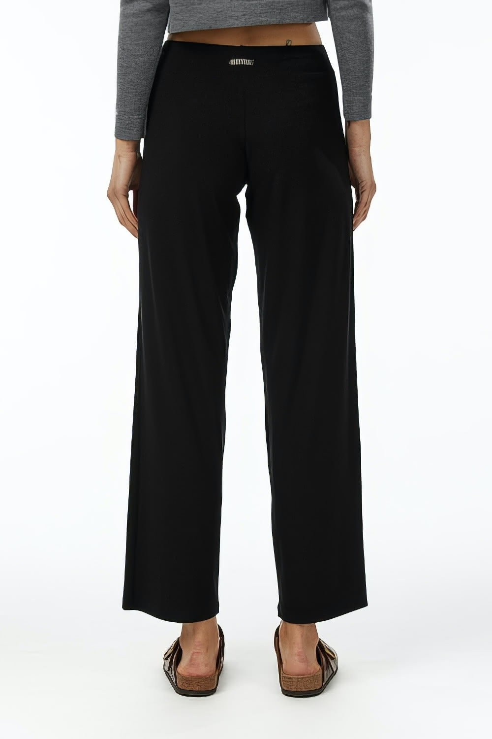 Viscose jersey pant with elastic band at waist, slightly A line.