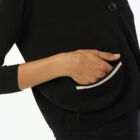 V neck mini cardigan in stretch viscose sleeve over cuff, pockets with contrasted color stripe. Small vestibility