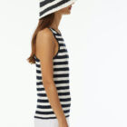 American neckline tank top in ribbed and striped stretch viscose. Quite fitted vestibility.